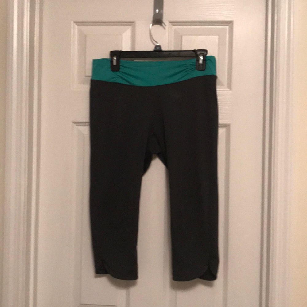 Gray yoga pants